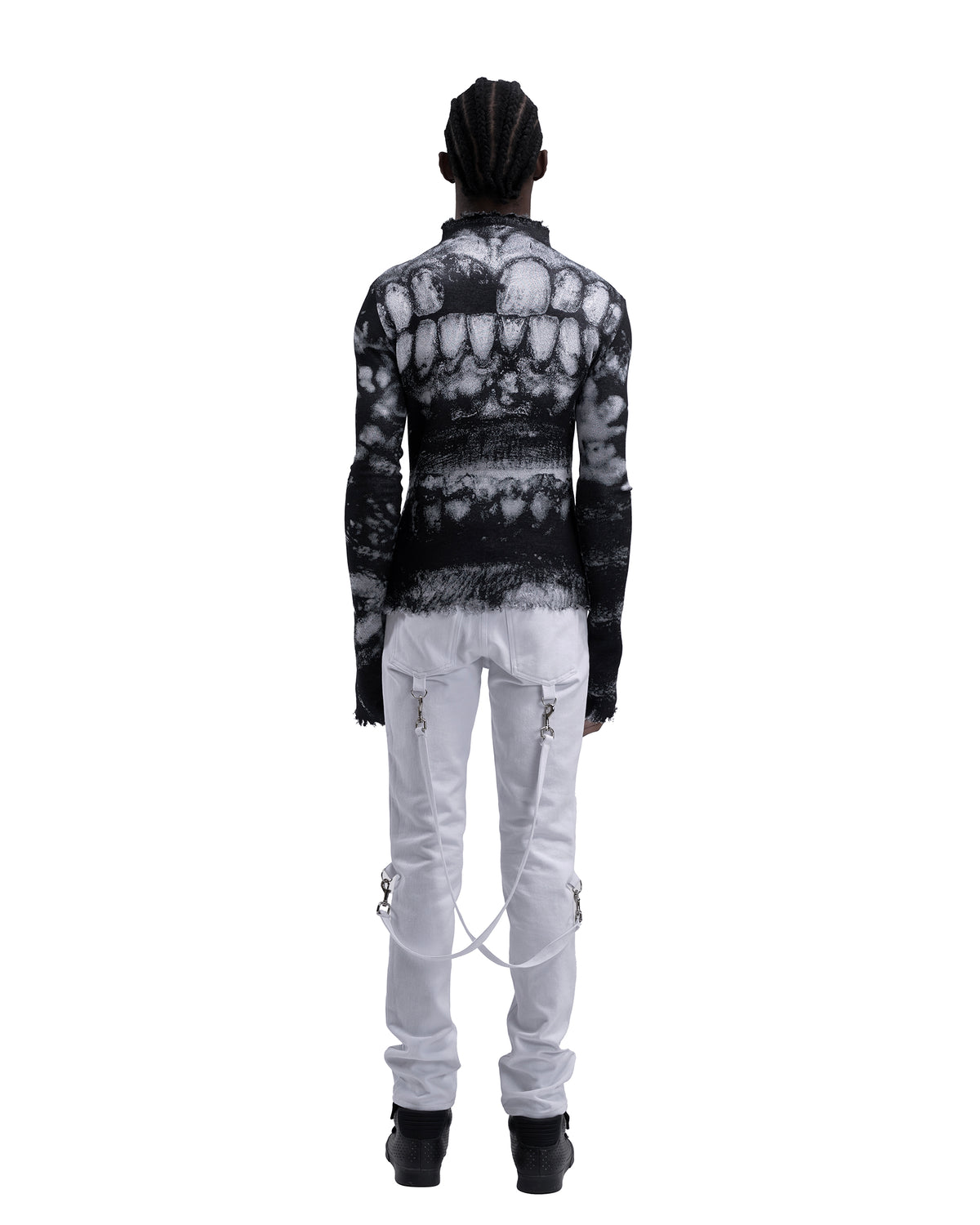 DENTES fine knit distressed turtleneck