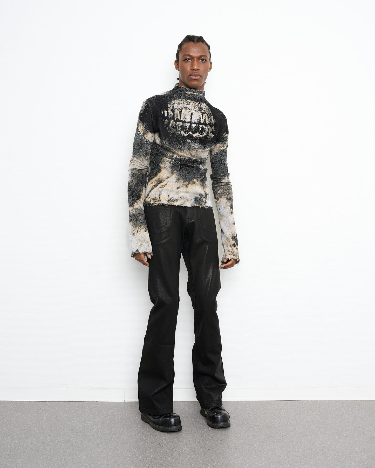 DIRT distressed turtleneck