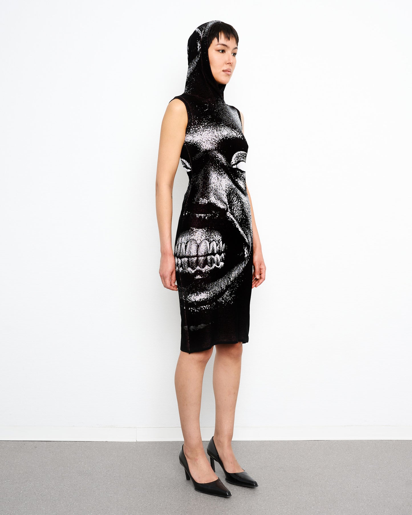 GAUGE hooded fine knit dress