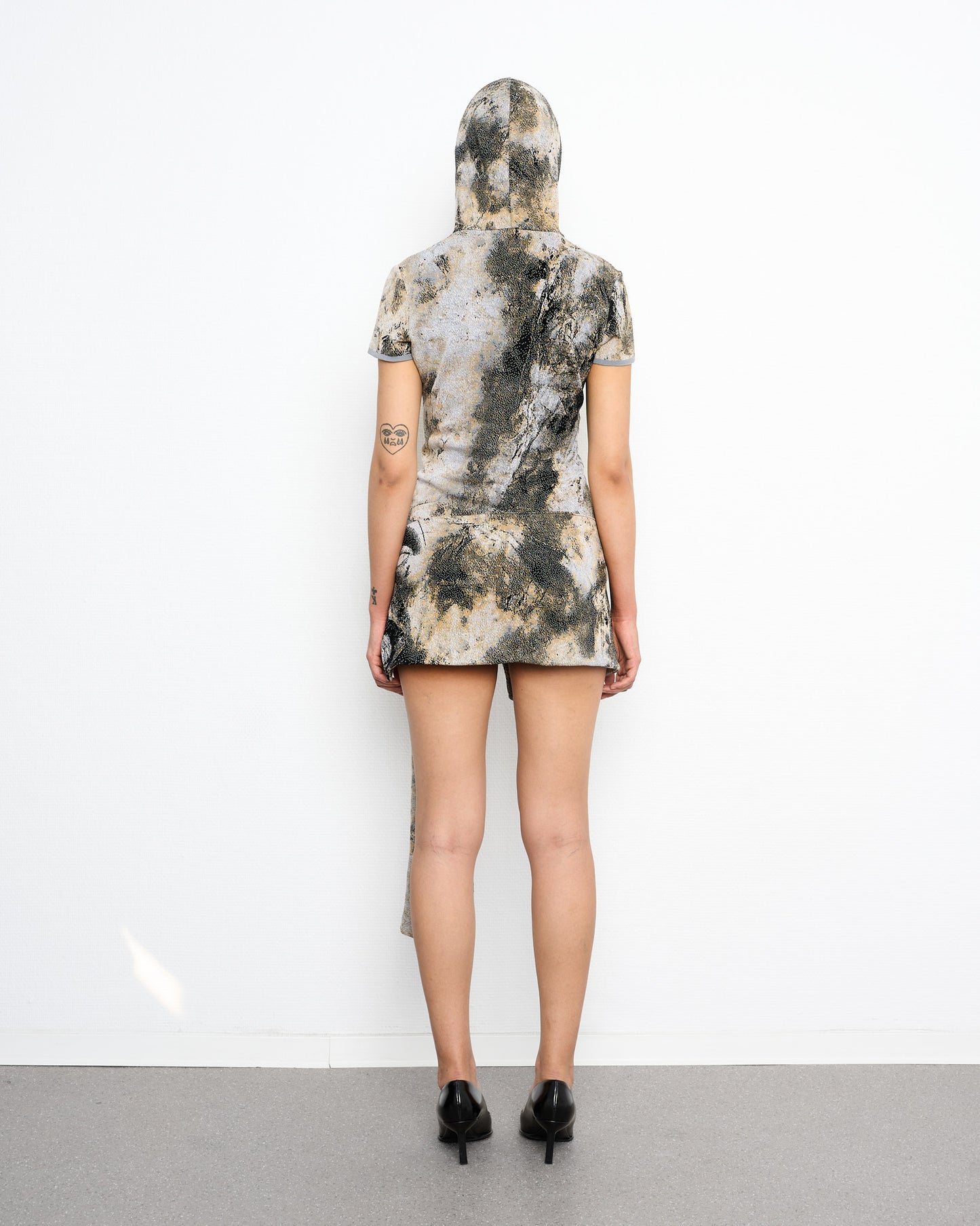 DIRT hooded fine knit top
