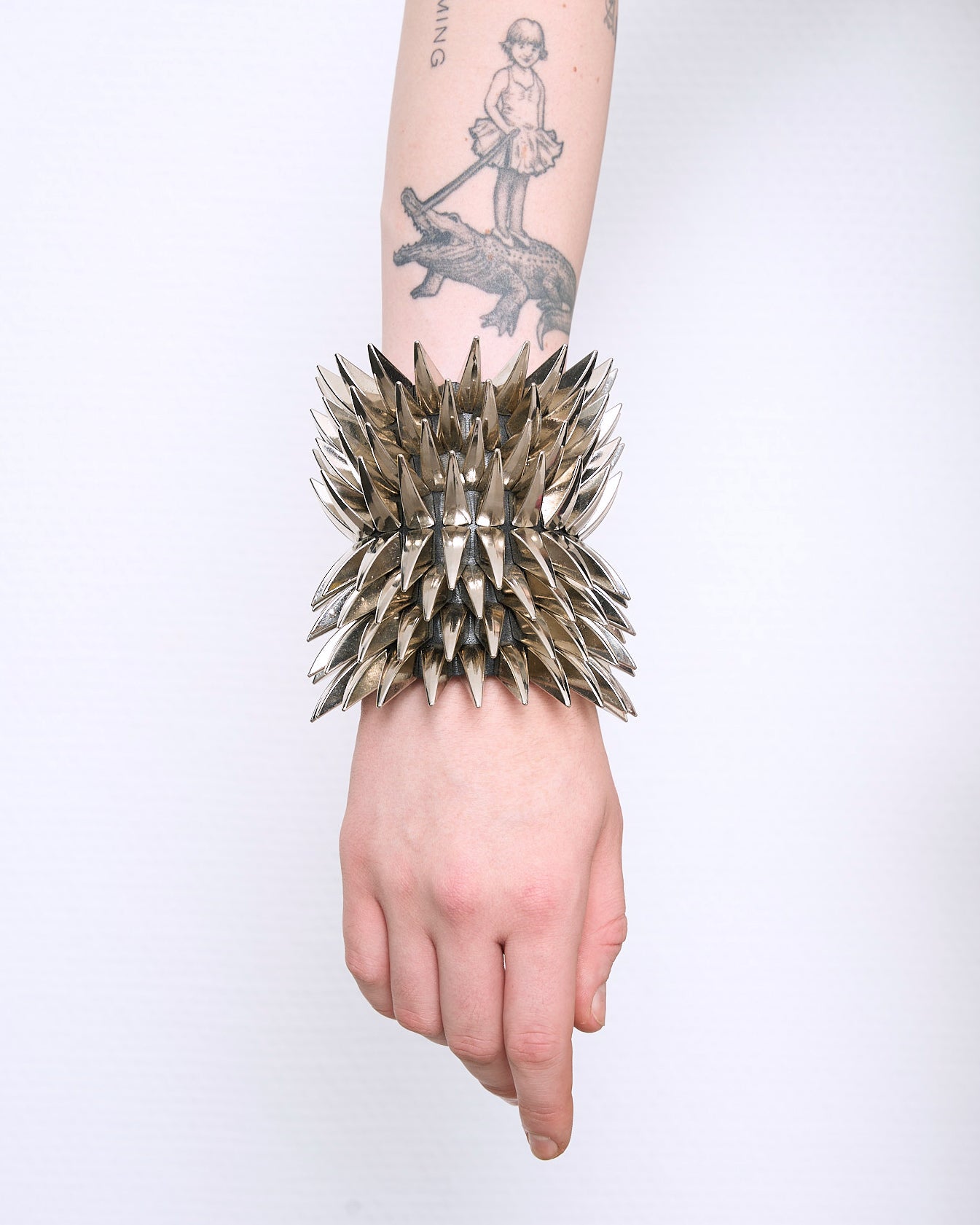 SPIKED cuff