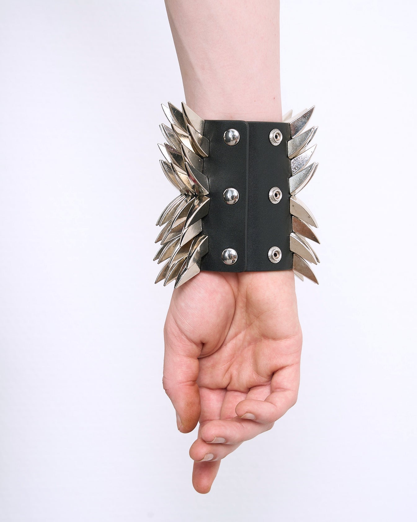 SPIKED cuff