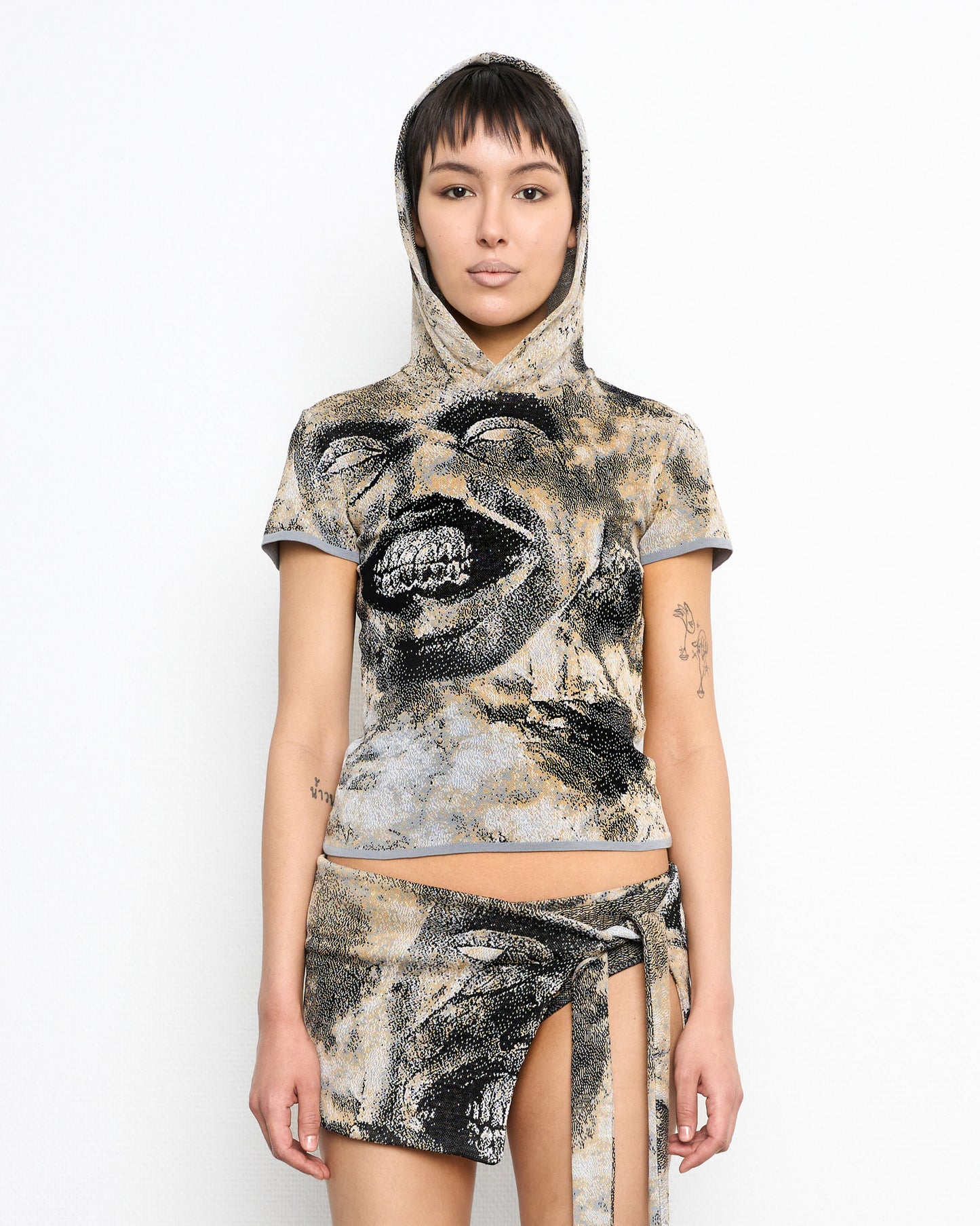 DIRT hooded fine knit top