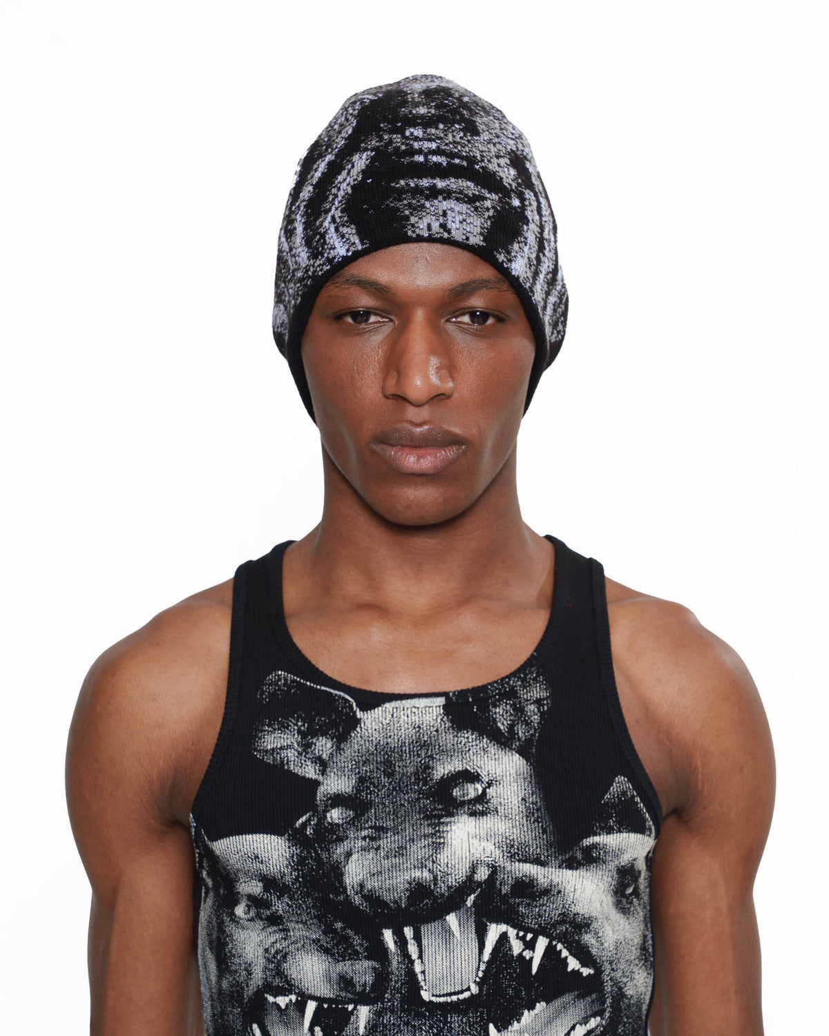 COVET beanie BLACK