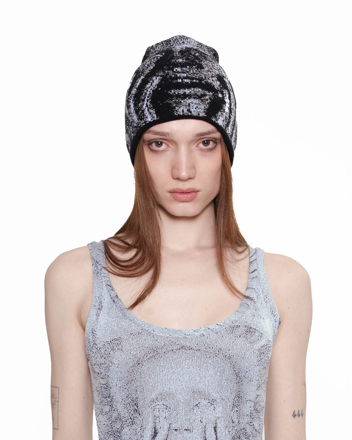COVET beanie BLACK