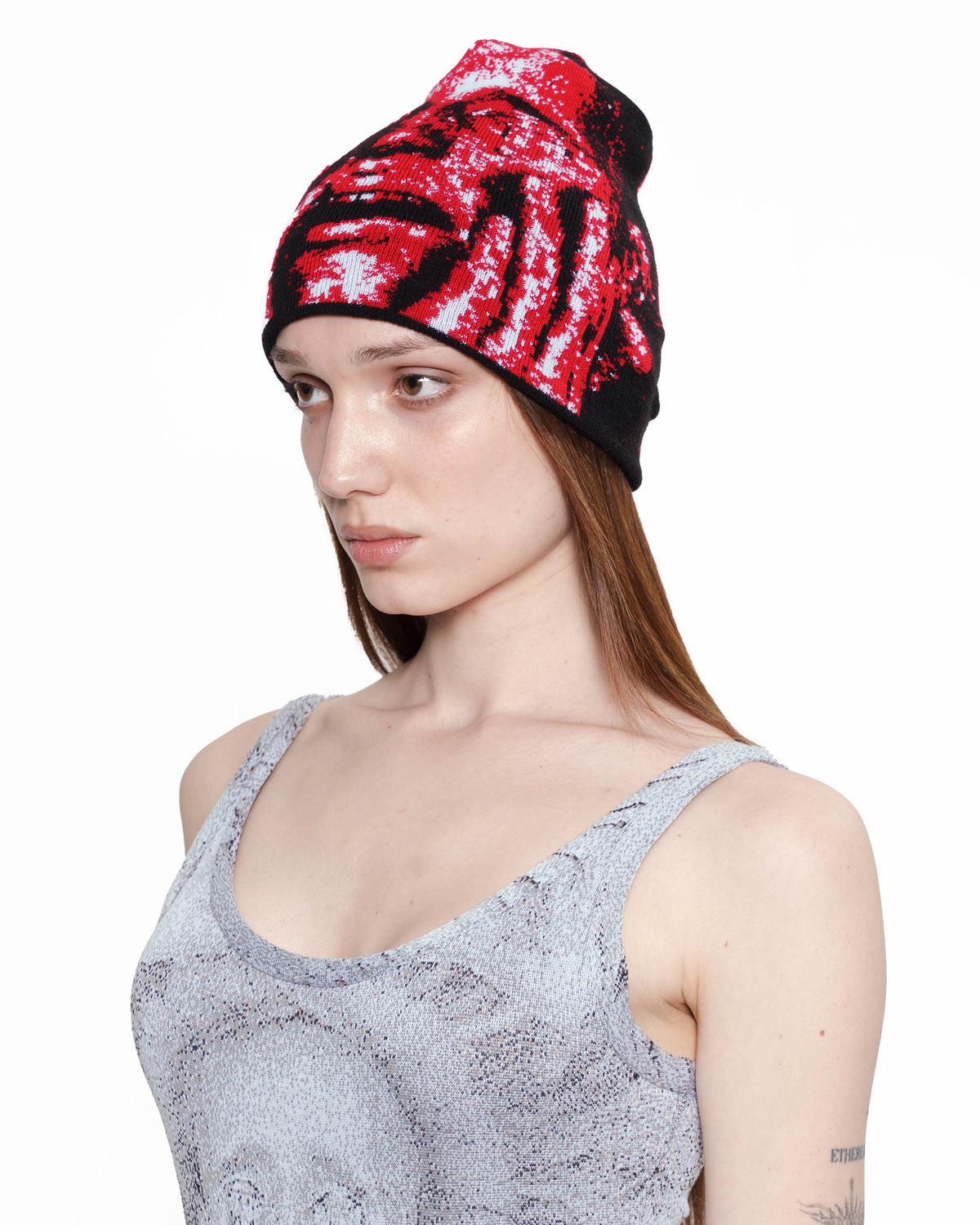 COVET beanie RED