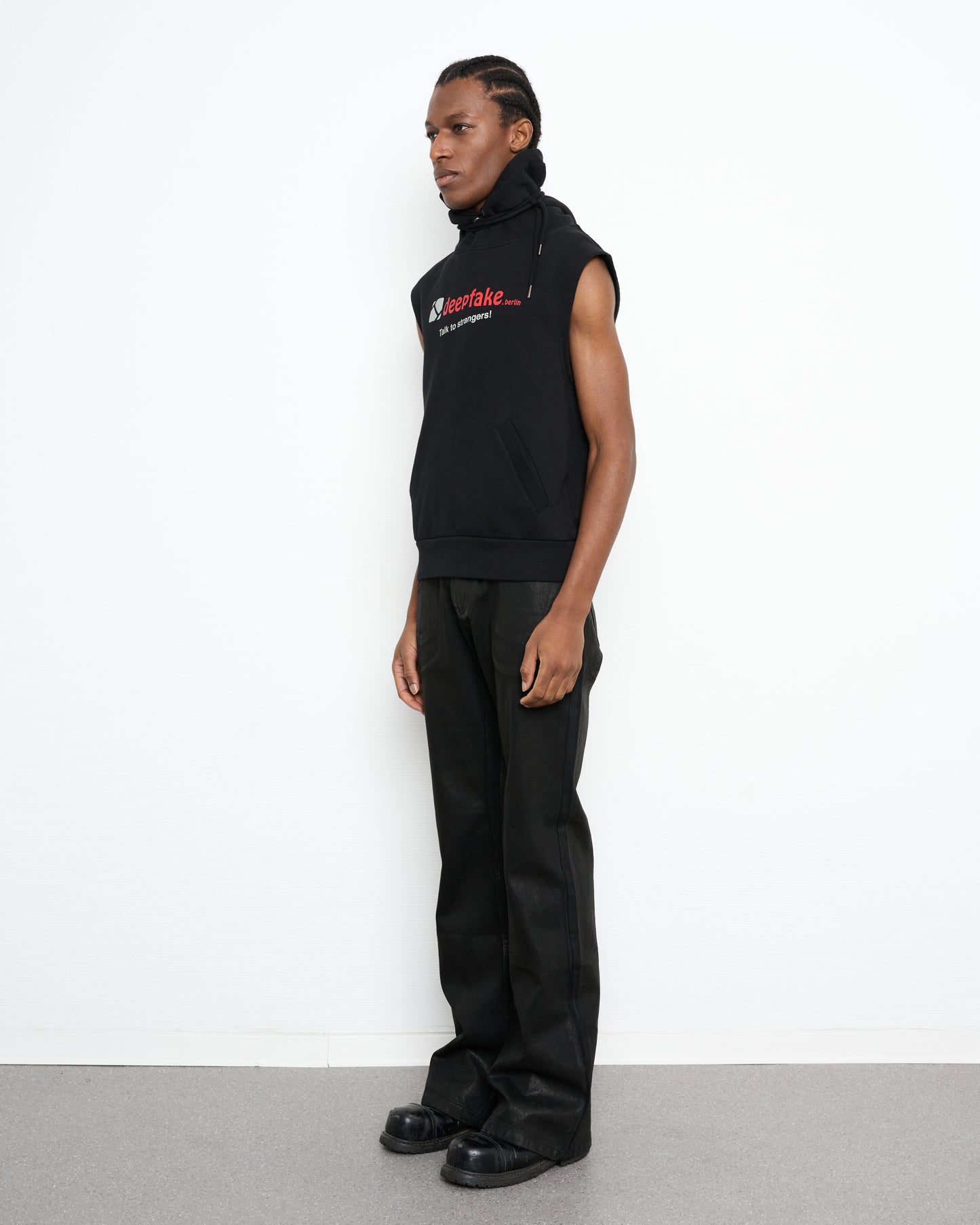 DEEPFAKE vest
