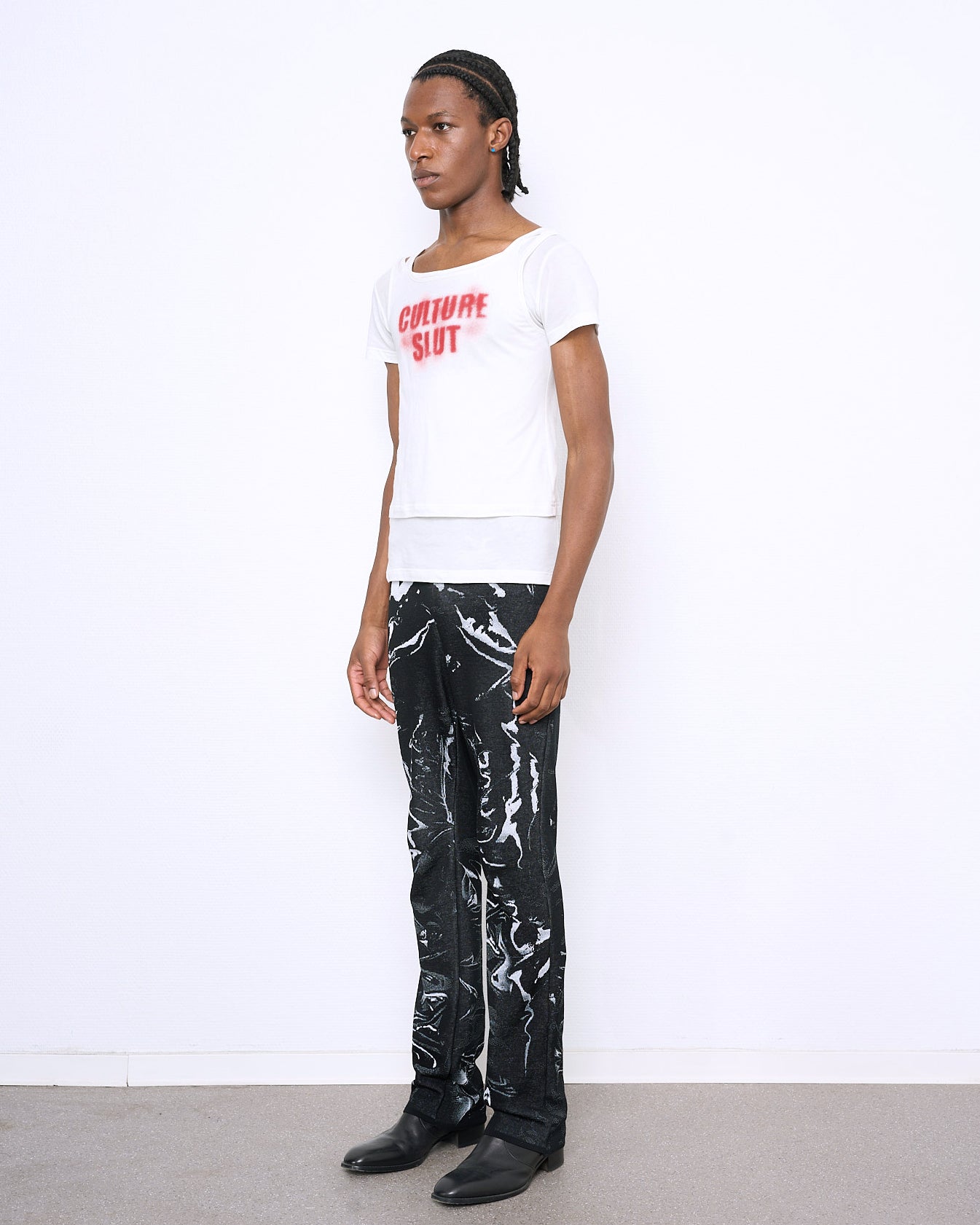 CULTURE SLUT t-shirt