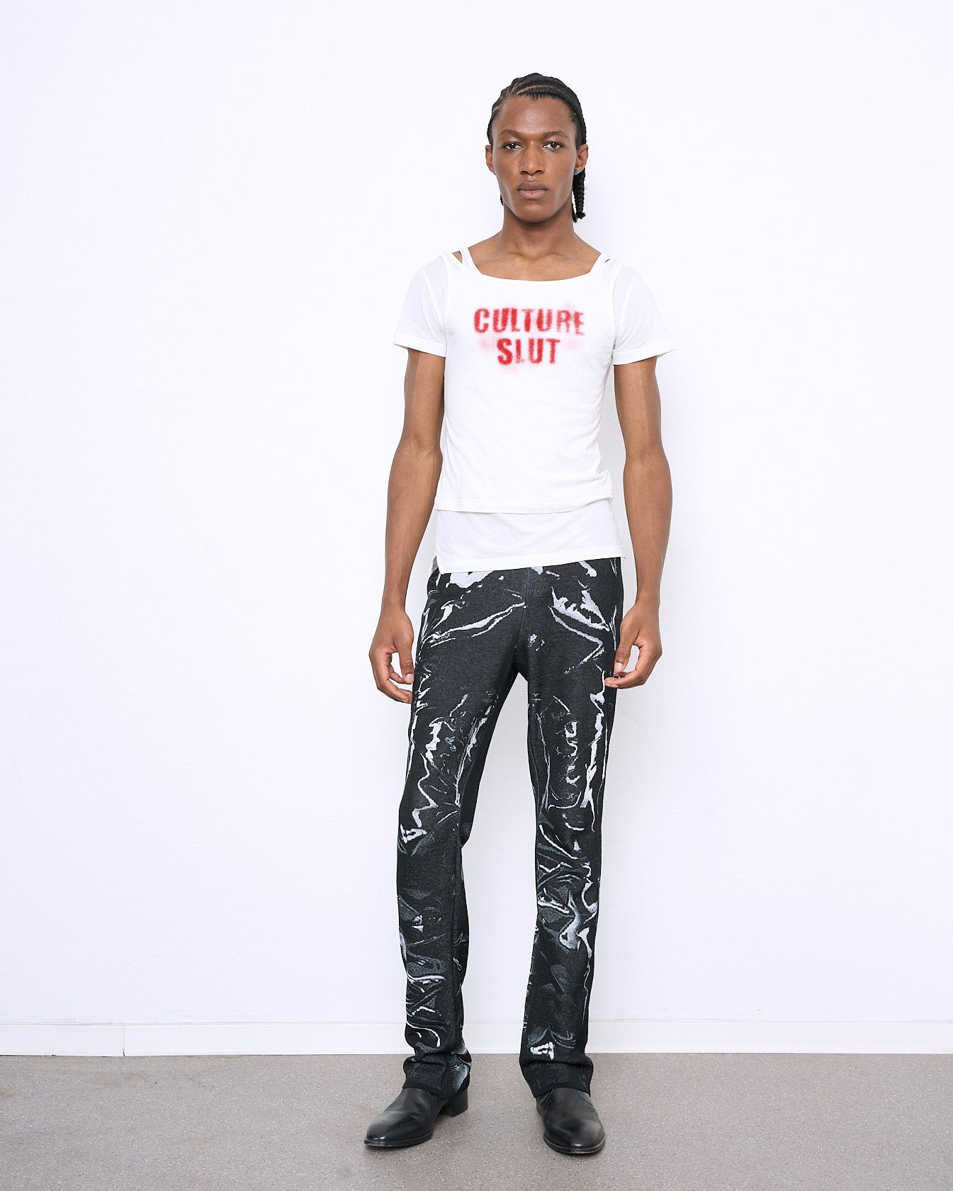 CULTURE SLUT t-shirt